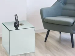 Kleiner Beistelltisch LEANA Würfel mit Spiegelglas, Höhe 45cm