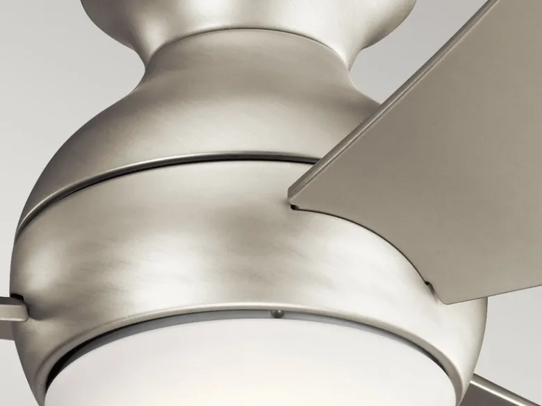 Kleiner Deckenventilator Silber, mit Licht - Feuchtraumgeeignet, Ø 86cm