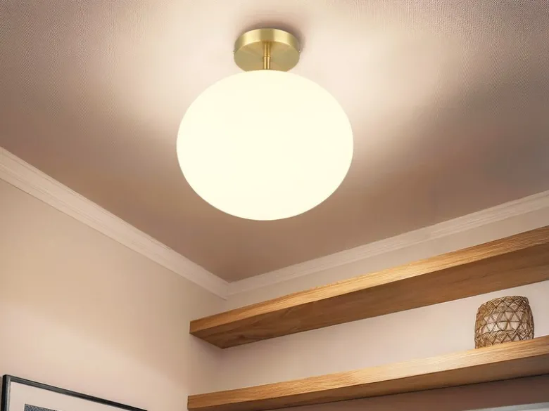 Kleine Retro LED Deckenleuchte Messing mit Glaskugel, Ø 30cm