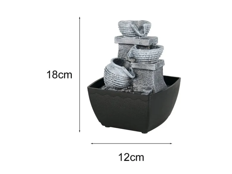 Kleiner LED Zimmerbrunnen LUMA mit Krug Deko & USB Kabel, Höhe 18cm