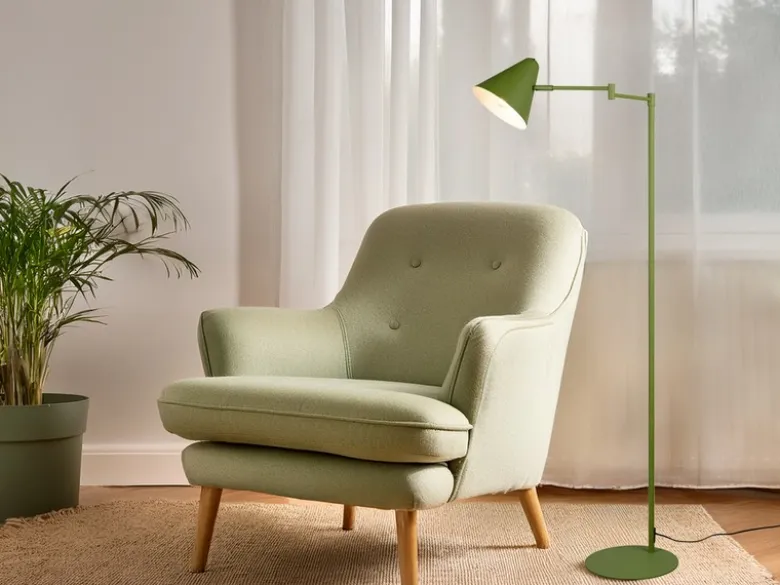 Kleine Stehlampe COSIMA mit Schwenkarm aus Metall Grün, Höhe 126,5cm