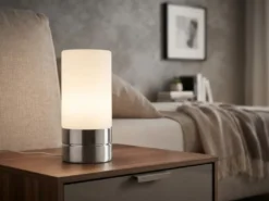 Kleine Tischlampe SARNO mit Touch Dimmer und E14 Glasschirm, Höhe 20cm