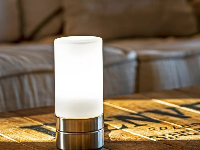 Kleine Tischlampe SARNO mit Touch Dimmer und E14 Glasschirm, Höhe 20cm