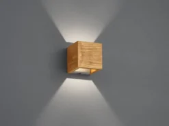 Kleine Up and Down LED Innen Wandleuchte BRAD aus Echtholz, Quadrat 11cm