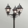 Landhausstil Straßenlaterne NORFOLK 3-flammig mit Bleiglas, Höhe 227cm