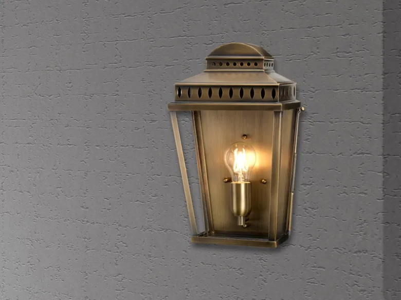 LED Außenwandleuchte im Landhausstil, Altmessing Höhe 37,5cm