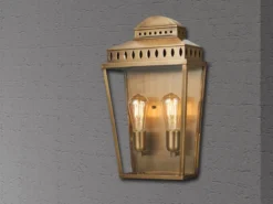 LED Außenwandleuchte im Landhausstil, Altmessing Höhe 49cm