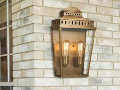 LED Außenwandleuchte im Landhausstil, Altmessing Höhe 49cm