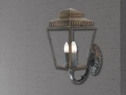 LED Außenwandleuchte im Landhausstil, Altmessing Höhe 48cm