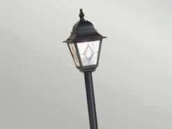 LED Außen Wegeleuchte im Landhausstil Laterne mit Bleiglas, Höhe 109cm