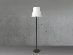 LED Aussenstehleuchte mit 3m Kabel für Garten & Terrasse, IP65 - 150cm hoch