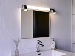 LED Bad Spiegelleuchte mit Schalter & 2 Spots Chrom inkl. GU10 LED, Breite 60cm