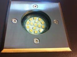 LED Bodeneinbaustrahler für Außen, eckig, befahrbar, max 800 kg Last, IP65
