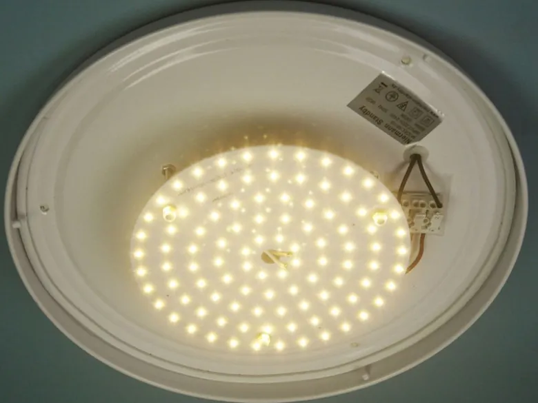 LED-Deckenleuchte / Deckenschale rund, Glas satiniert mit Klarrand, Ø 35cm