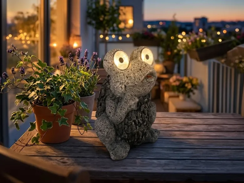 LED Deko Solarleuchte Froschlampe aus Kunststoff in Grau, Höhe 21cm