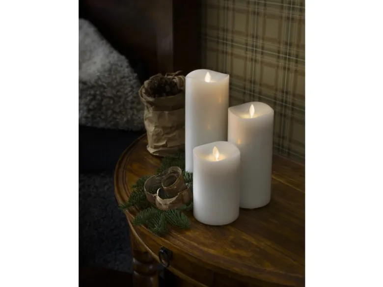 LED Duftkerze mit 6h Timer, flackernd, Ø 9cm, Höhe 18cm, Batteriebetrieb