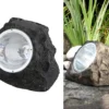 LED Gartendeko Solarleuchte in Steinoptik aus grauem Kunststoff