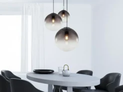 LED Pendelleuchte 3-flammig mit Glaskugeln aus Rauchglas, Ø 51cm