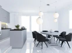 LED Pendelleuchte 4 flammig mit Glaskugeln Opalweiß, Abhängung bis 250cm