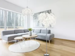 LED Pendelleuchte mit Blätter Lampenschirm in Weiß, Ø 38cm