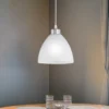 LED Pendelleuchte mit Glas Lampenschirm in Weiß, Ø 20cm