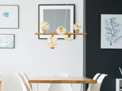 LED Pendelleuchte VIRINA 5-flammig Gold mit Kristall Glaskugeln, Breite 61cm