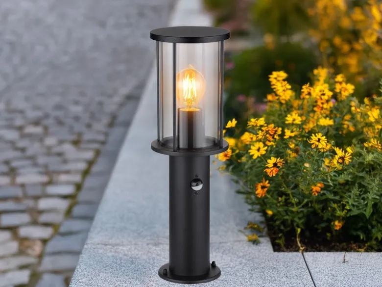 LED Sockelleuchte mit Bewegungsmelder aus Edelstahl mit Rauchglas, H: 45cm
