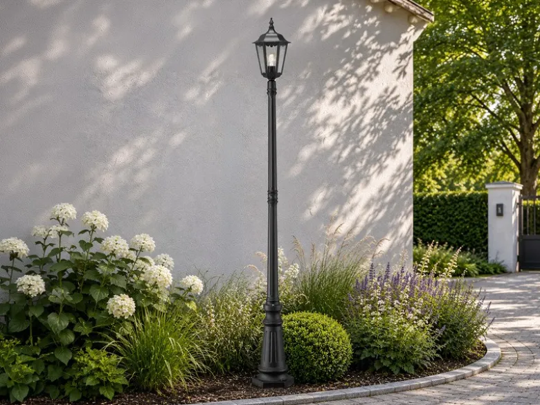 LED Straßenlaterne Aluminium Schwarz, E27 Gartenlaterne 1-flammig, Höhe 210cm
