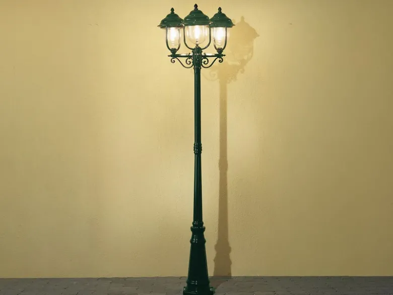 LED Straßenlaterne im Landhausstil, 3-flammig aus Aluminium Grün, Höhe 218cm