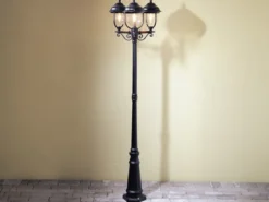 LED Straßenlaterne im Landhausstil, 3-flammig aus Aluminium Schwarz, Höhe 218cm
