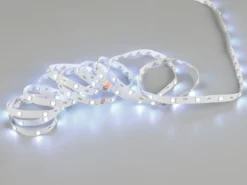 LED Streifen RGB STRIPE mit Fernbedienung für Innen - Länge 5 Meter