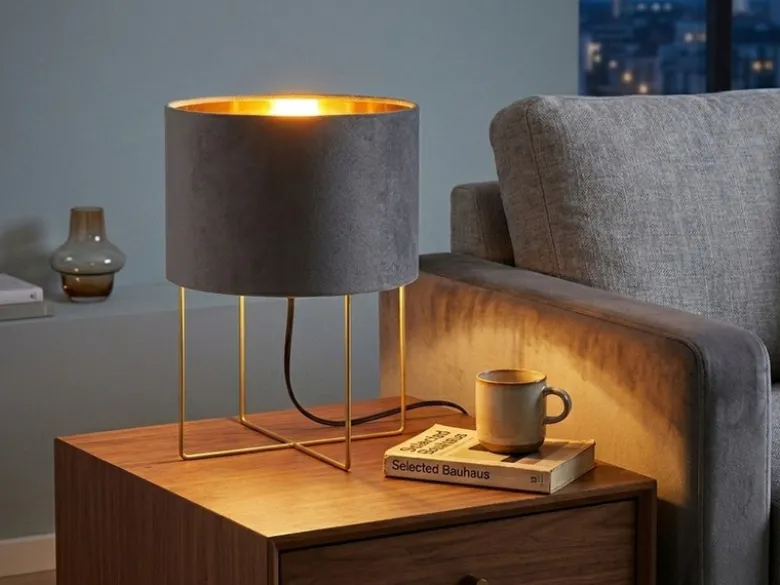 LED Tischeuchte mit Lampenschirm Samt Grau - innen Gold, Höhe 32cm