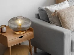 LED Tischleuchte aus Rauchglas Rillenglas Messing, Höhe 20cm