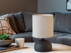 LED Tischleuchte Keramik Braun runder Stofflampenschirm Weiß, Höhe 23cm