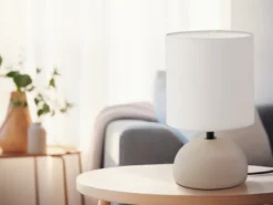 LED Tischleuchte Keramik Cappucino runder Stofflampenschirm Weiß, Höhe 23cm