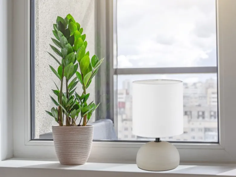 LED Tischleuchte Keramik Cappucino runder Stofflampenschirm Weiß, Höhe 23cm