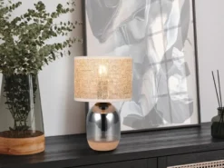 LED Tischleuchte mit Rattanschirm, Kork und Glasfuß, Höhe 32cm