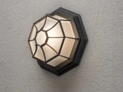 LED Wandleuchte / Deckenlampe für Außen schwarz mit gefrostetem Acrylglas Ø 27cm