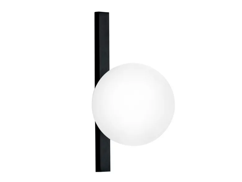 LED Wandleuchte 1-flammig Schwarz mit Glaskugel Opalweiß, Höhe 28cm