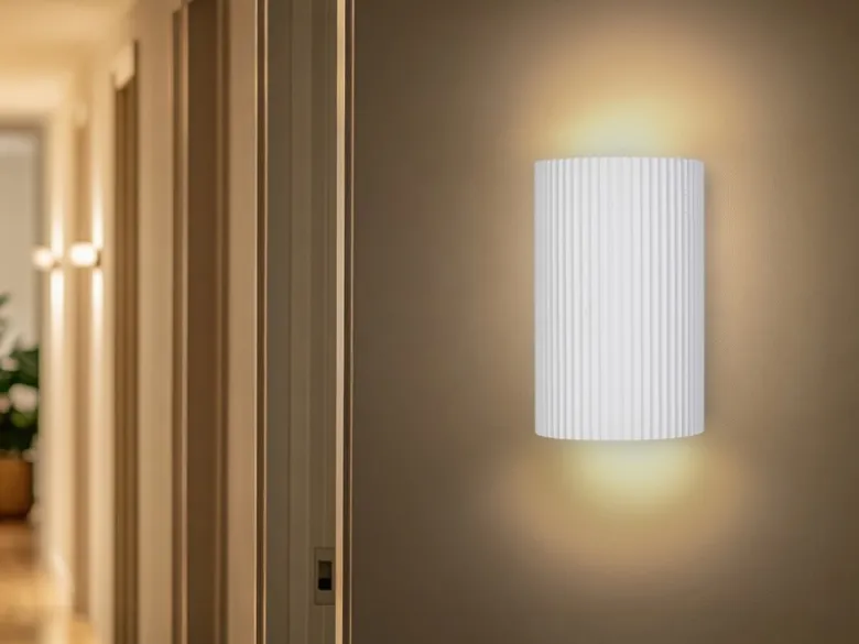 LED Wandleuchte halbrund aus Gips mit Up and Down Lichteffekt, Höhe 22cm