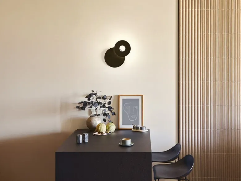 LED Wandleuchte HENNES Schwarz rund mit verstellbarem Ring, Ø 18cm