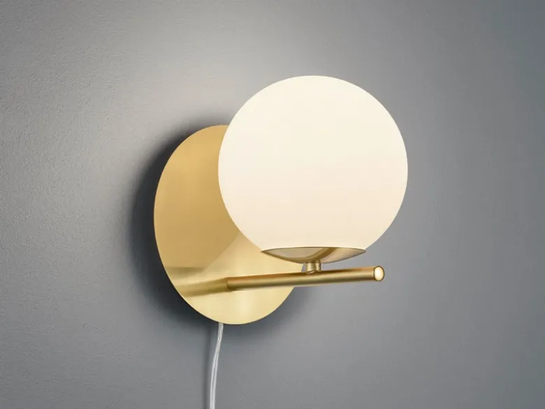 LED Wandleuchte mit Schalter, Kabel und Stecker, Glaskugel Weiß, Höhe 21cm