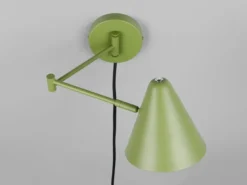 LED Wandleuchte mit Stecker, Schalter und Schwenkarm, Grün, Höhe 16cm