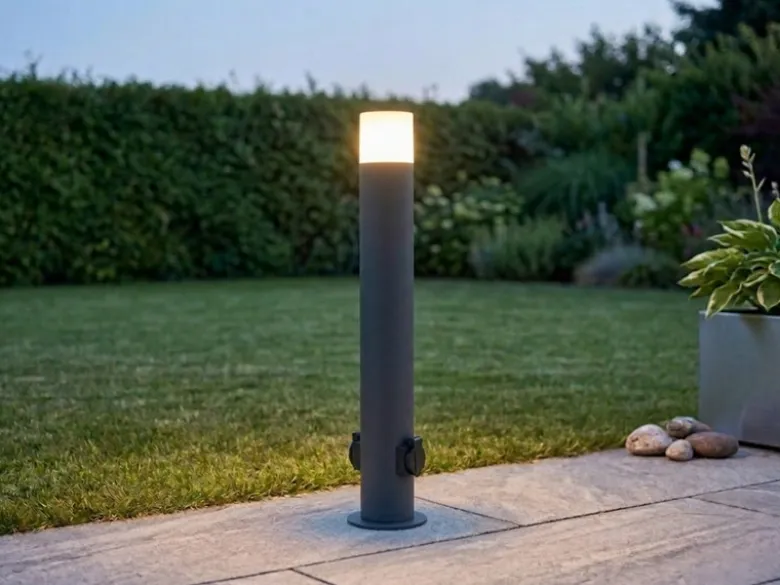 LED Wegeleuchte aus Aluminium Anthrazit mit 2 Steckdosen, Höhe 80cm