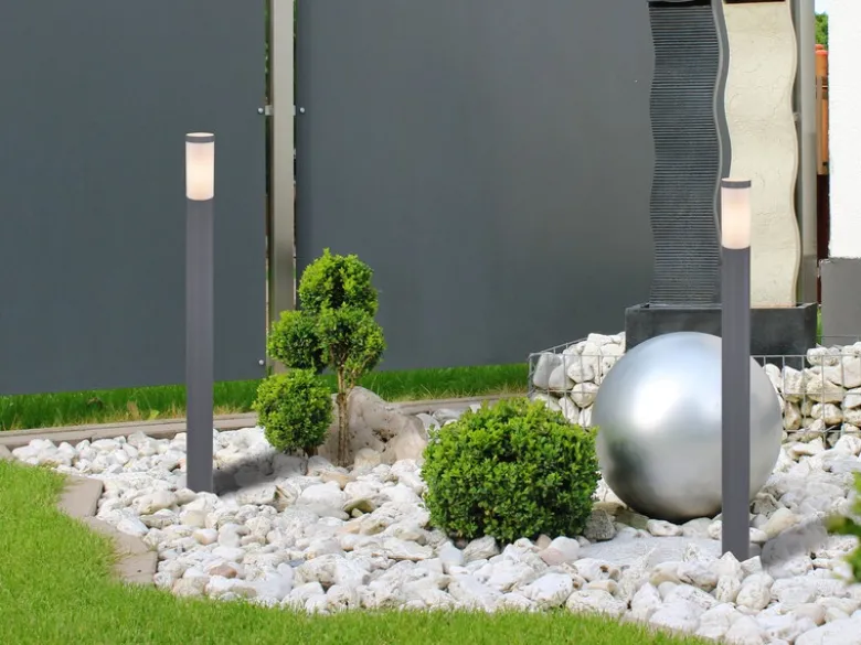 LED Wegeleuchte aus Edelstahl in Anthrazit & Opal, Höhe 110cm