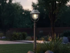 LED Wegeleuchte im Landhausstil, Gartenlaterne Schwarz Silber, Höhe 125cm