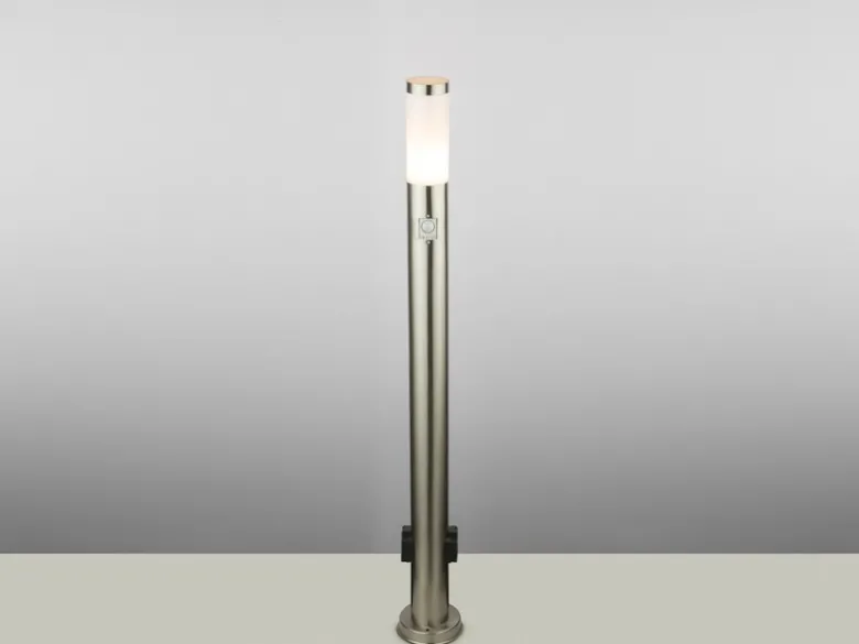 LED Wegeleuchte mit Bewegungsmelder & Steckdosen in Silber, H 110cm