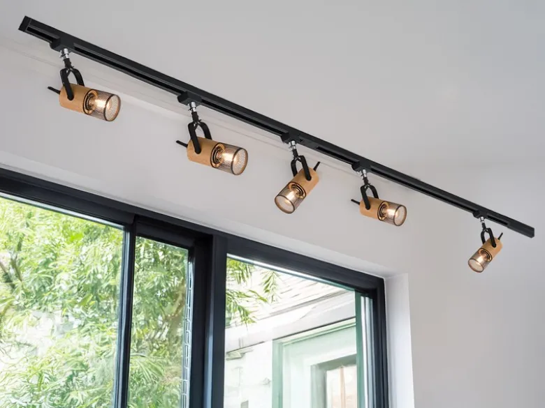 Lichtschienensystem mit 5 Holz Spots & Einspeisung 4-adrig, Länge 202,5cm