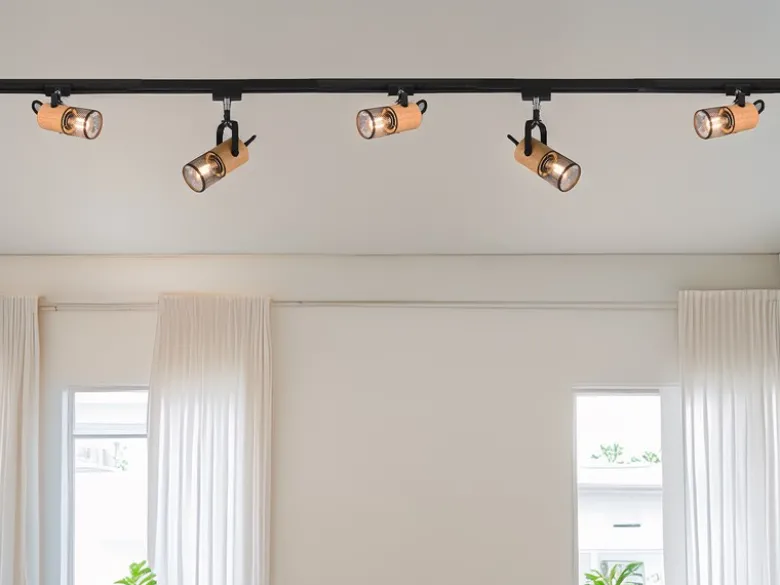 Lichtschienensystem mit 5 Holz Spots & Einspeisung 3-adrig, Länge 202,5cm