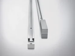Lichtschienensystem mit 5 Spots Silber & Einspeisung 4-adrig, Länge 202,5cm